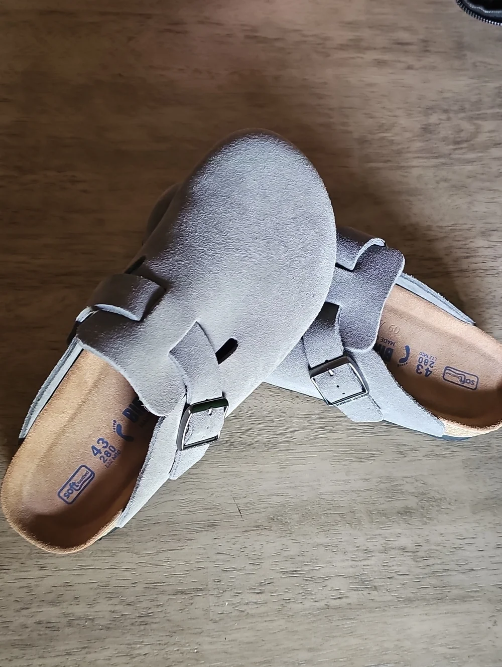 Birkenstock Men's Size 10 Suede Double-Buckle Clog - Gray
